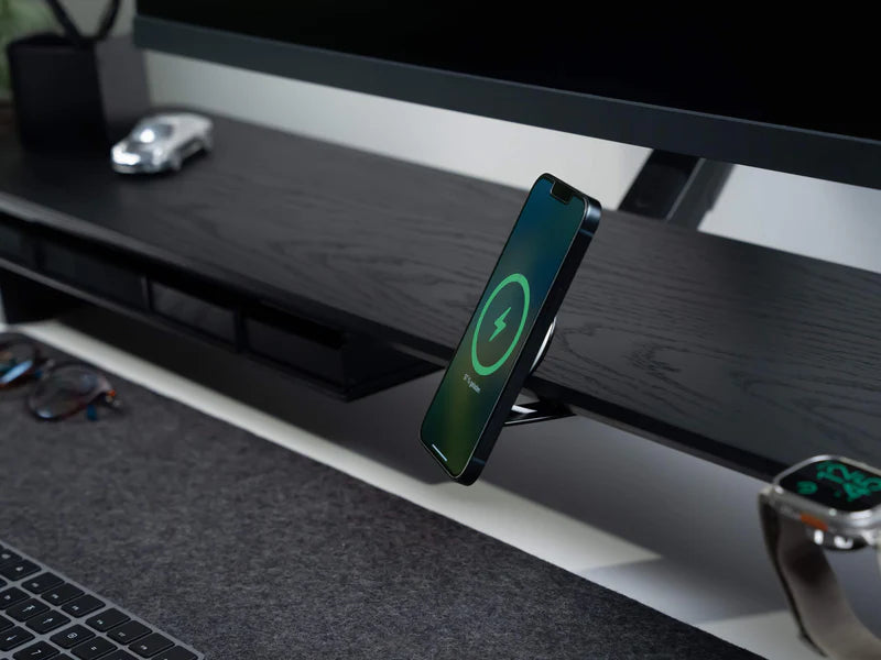MagSafe iPhone Desk Shelf Mount