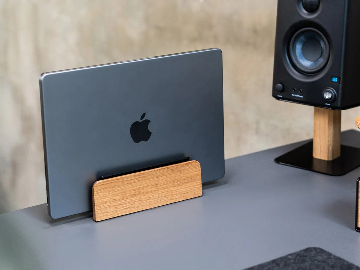 Dock per laptop in legno