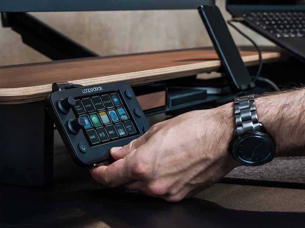 Supporto Intelligente per Accessori da Scrivania